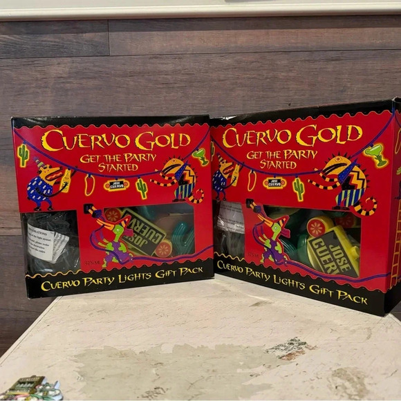 Two Set Cuervo Gold Jose Cuervo Party Lights Peppers Cactus  Bottles Tequila NIB - Picture 1 of 6